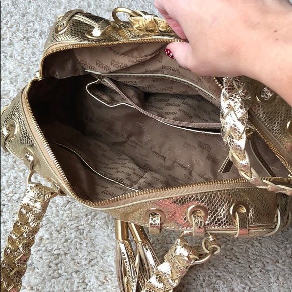 Michael Kors Gold bag - Picture 9 of 9